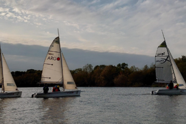 Junior sailing weeks